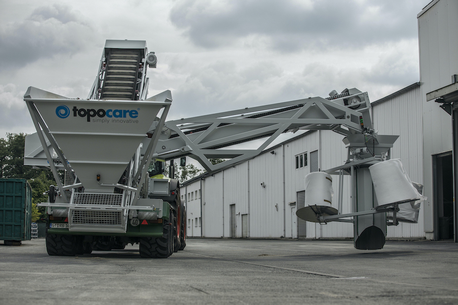 Photo of dike construction machine from behind